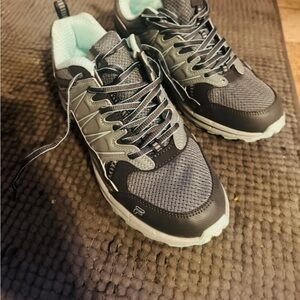 Fila Gray Athletic Sneakers with Mint Lining size 10